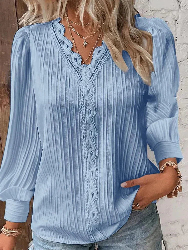 LF | Blouse en mousseline avec ornements en dentelle