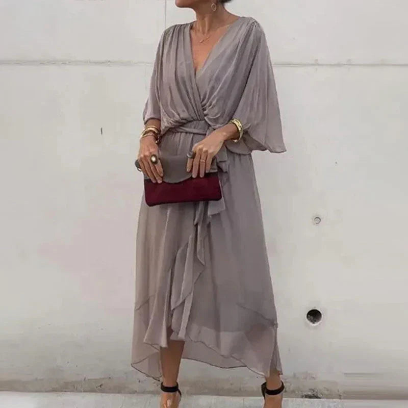 LF | Robe élégante avec décolleté en V